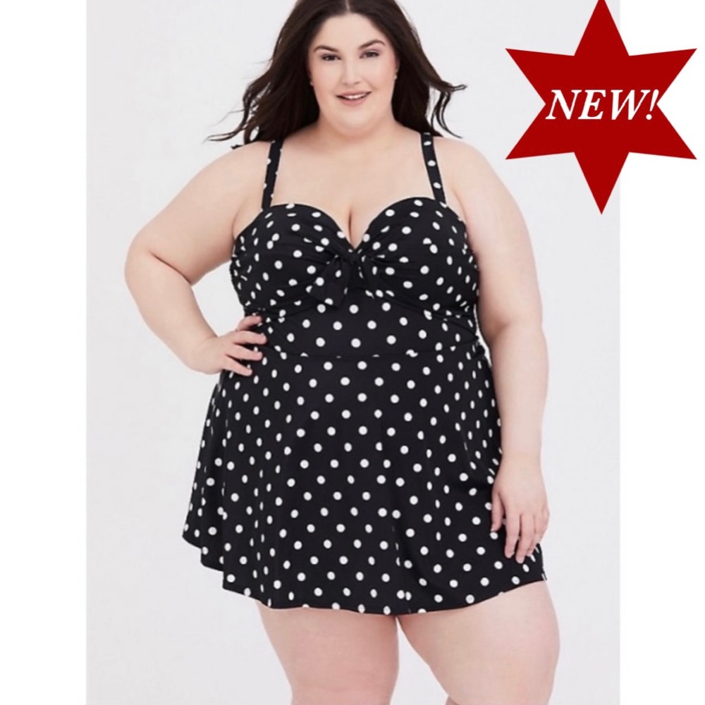NWT Torrid Polka Dot Underwire Swim Dress 4X 🤩
